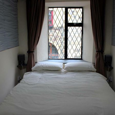 Donegal Lodgings - Apt 3 - Br En-Suite Donegal Town Екстериор снимка